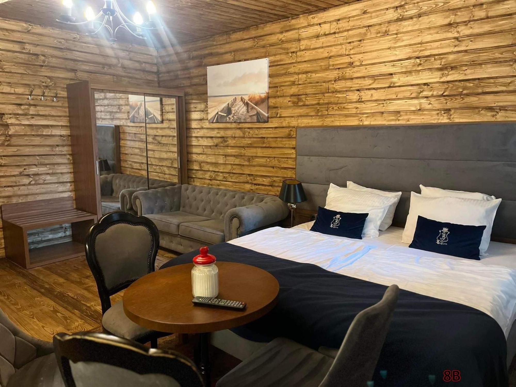 Pensjonat U Babci Dębki Exteriér fotografie